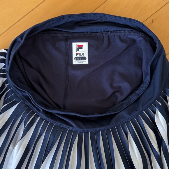 Fila Navy and White Striped Skort - Picture 4 of 6